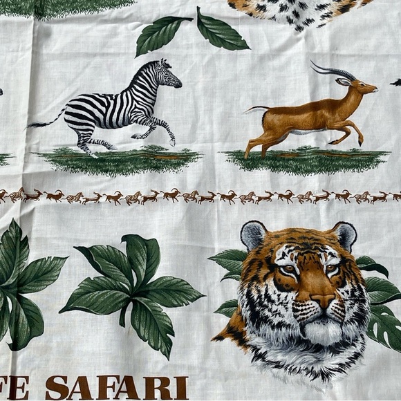 Wildlife Safari Animal Print Fabric vintage - Picture 4 of 5